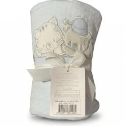 Coperta Jersey Letto Ricamata Arrotolata