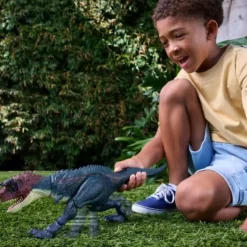 Jurassic World Carnotauro Carica E Attacca JKG85