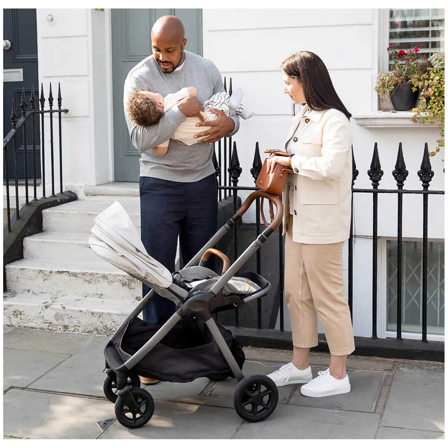 Trio Con Passeggino Finiti +Navicella Calmi + S.A. I Level Recline + Base Omaggio